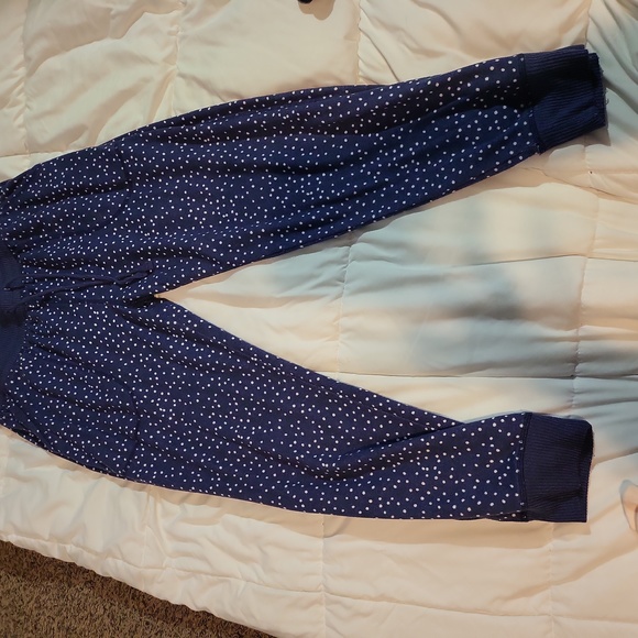 Pajama Set - Picture 2 of 9